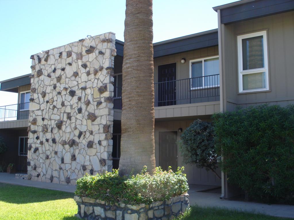 Coco Palms Apartments El Centro CA 92243 7603529750 Apartments