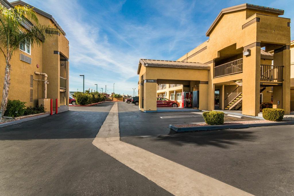 Econo Lodge Hesperia Victorville I15 Hesperia CA 92345 7609491515