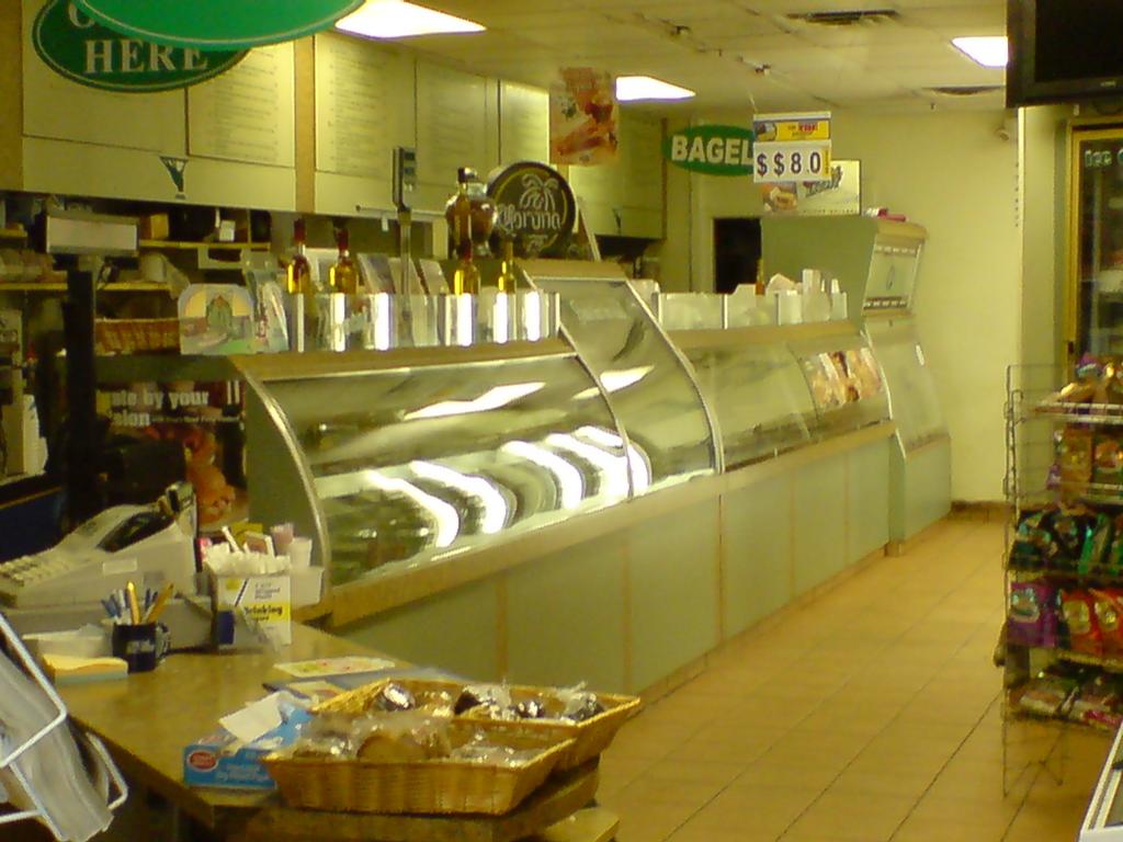 Five Towns Deli Hewlett NY 11557 5162953883 Delicatessens