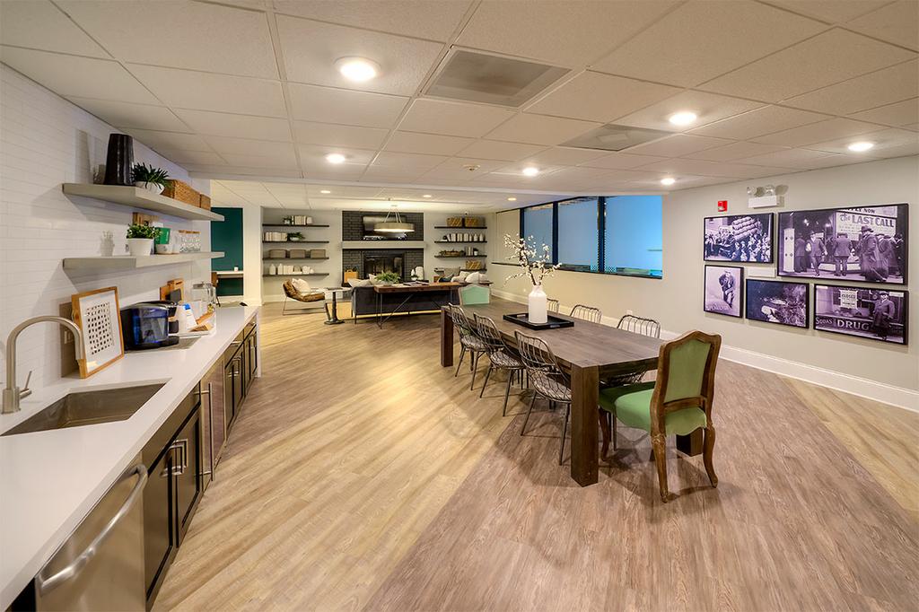 Albion on Lake Cook Palatine IL 60074 8473588888 Apartments