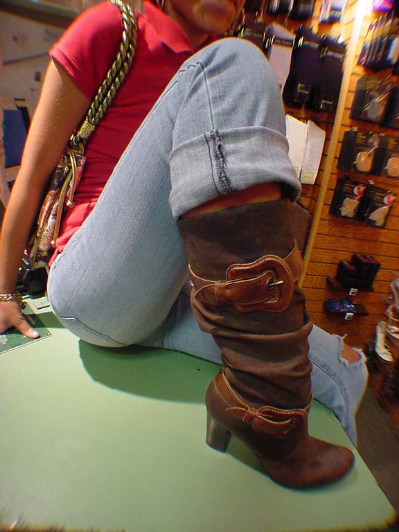 Estillo Fine Shoes and Accessories Windsor Mill MD 21244 4102779777