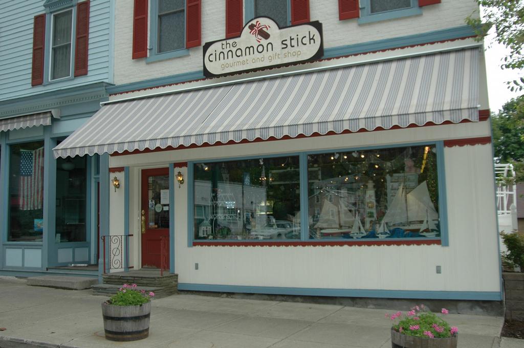 Cinnamon Stick The Gourmet Shop Hammondsport NY 14840 6075692277