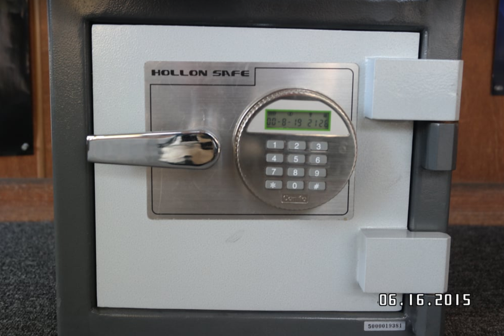 Ernie's Lock Company Riverdale MD 20737 3012771126 Locksmiths