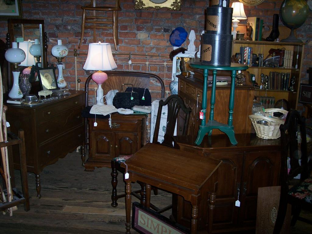 Salt City Antiques Ypsilanti MI 48197 7344871259