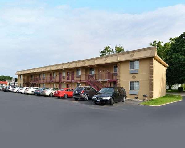  by Econo Lodge