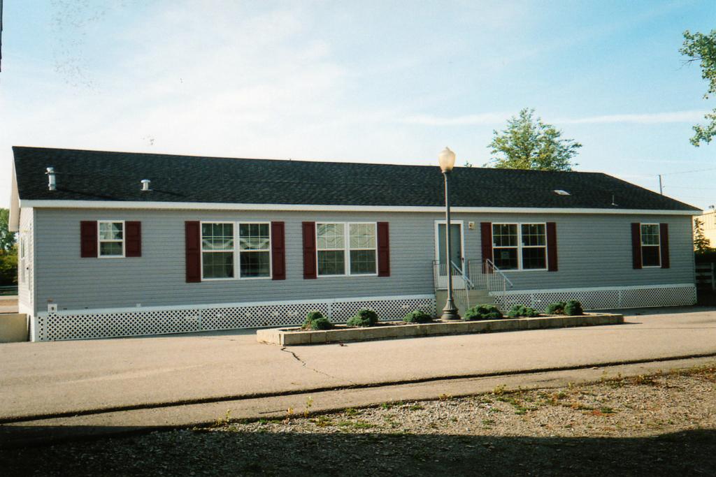 Little Valley Homes Belleville MI 48111 7346971924