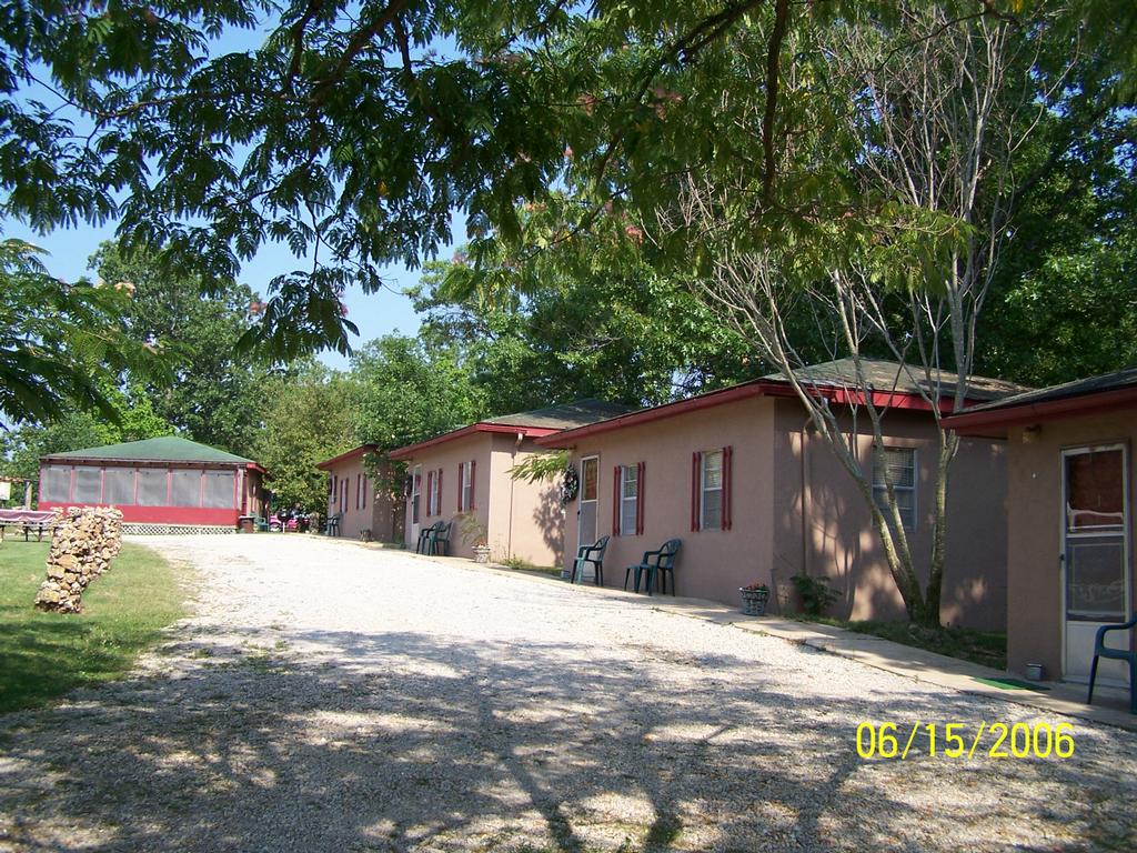 CABINS from Biltmort Resort in Isabella, MO 65676 Resorts