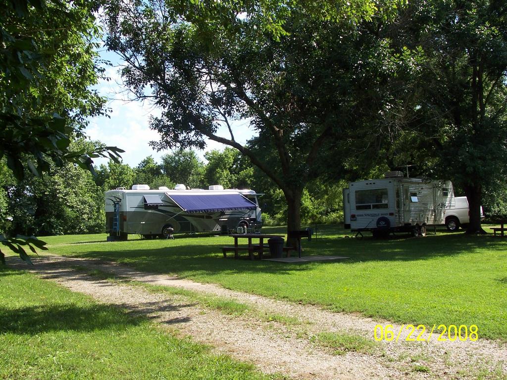 Cassville Motor Inn & RV Park Cassville MO 65625 4178476235