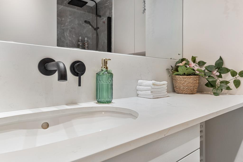 Property Photography / Shutterstock.com